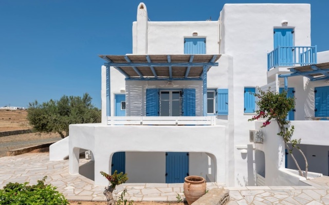 Seaside Paros Ambelas Villa 1