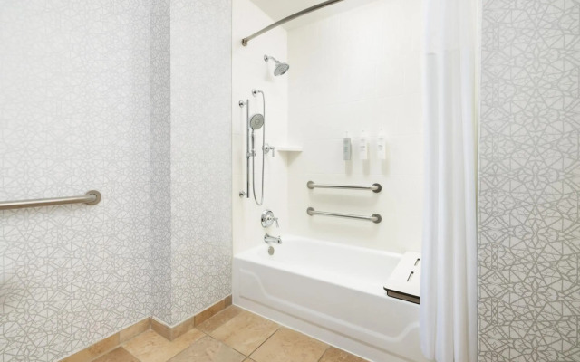 Hampton Inn Memphis-Walnut Grove/Baptist Hospital East