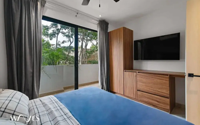 1 Br LX Amenities Prime Location