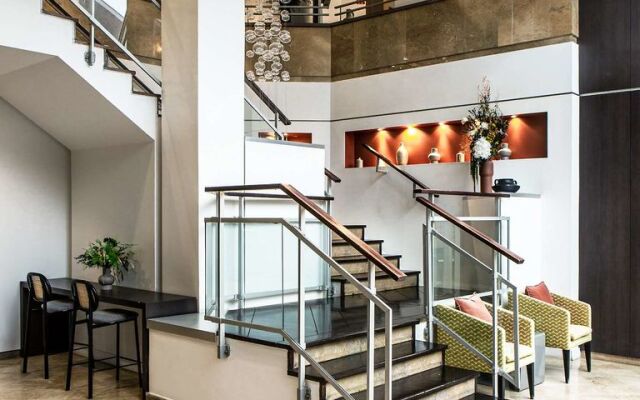 Отель Paris Boulogne