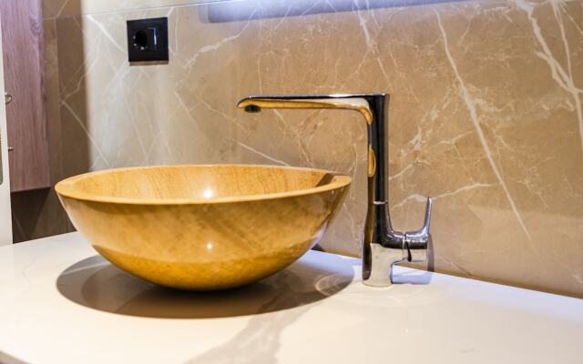 White Hill Suite by PS