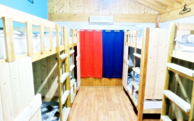 Jejudoparty Guesthouse Yeon - Hostel