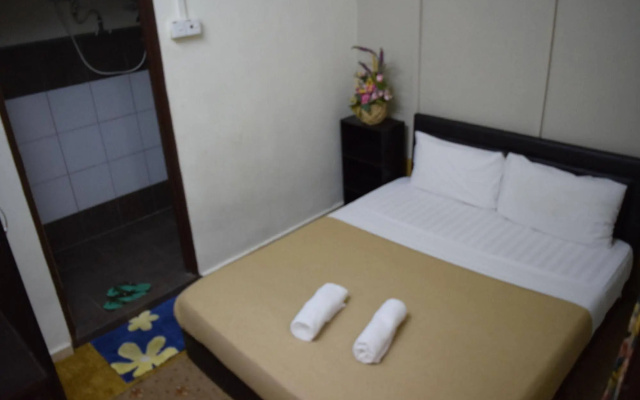 Casa Blanca Guest House – Guest Rooms – Malacca