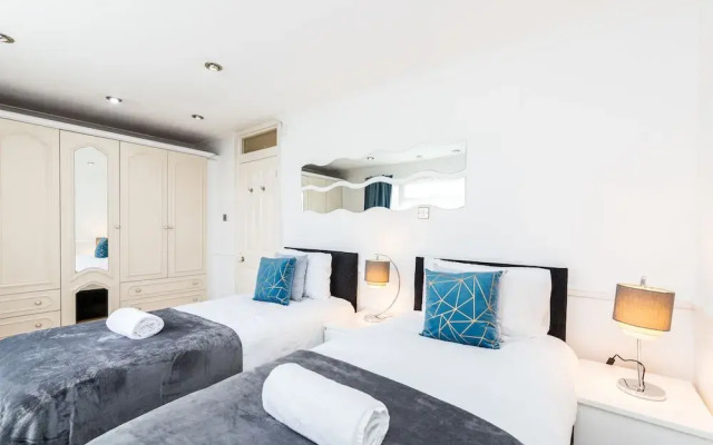 Hiikots Apartments Dagenham