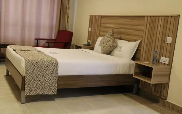 Super 8-Airport Downtown