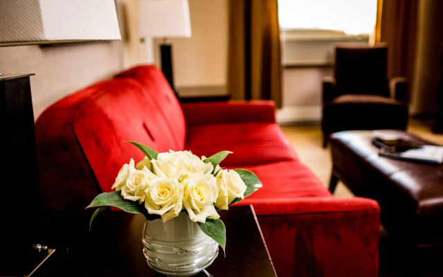 The Lord Nelson Hotel & Suites