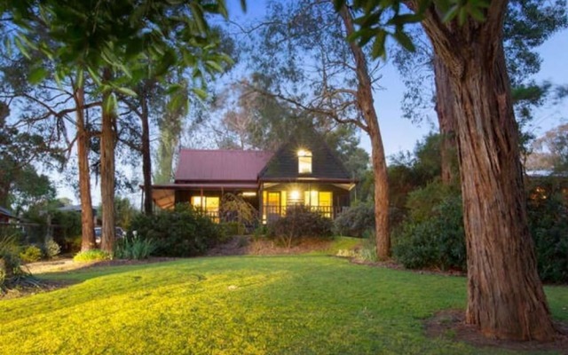 Collins Street House in Red Hill