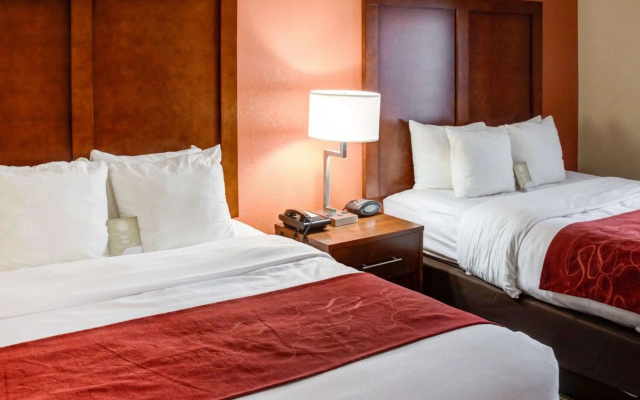 Comfort Suites Omaha Northwest