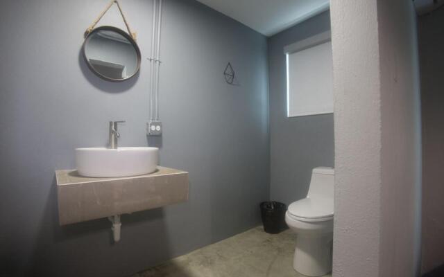 Nomada Urban Beach Hostel - Adults Only