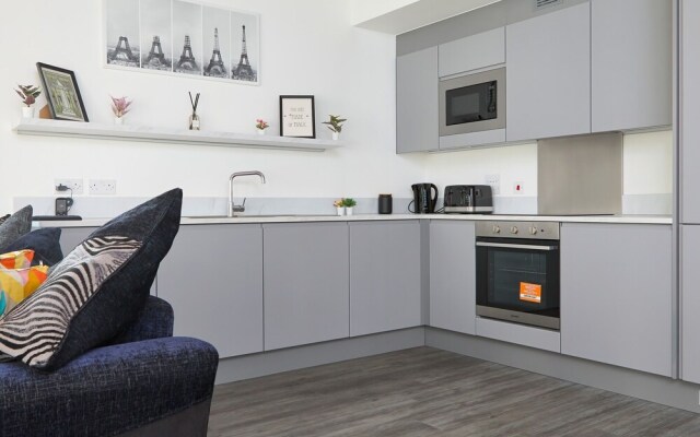 Immaculate 2-bed Apartment in London