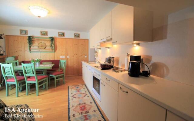 Family Apartment ENZIAN Top 9