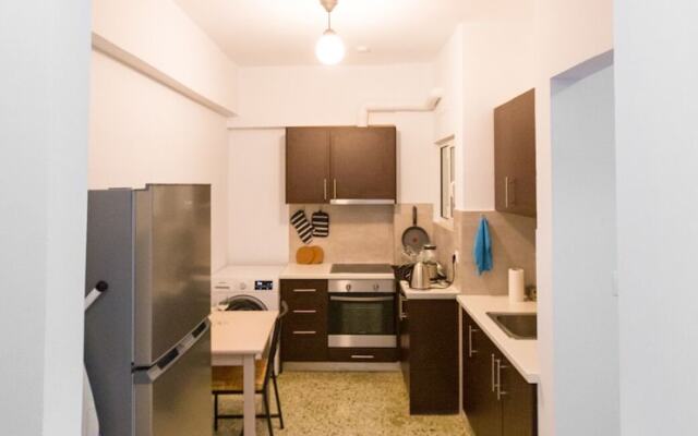 Apartment at Metaxourgio 1 bed 2 pers