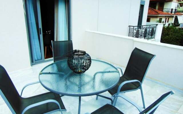 Brand new Brilliant Apartment at Athenian Riviera