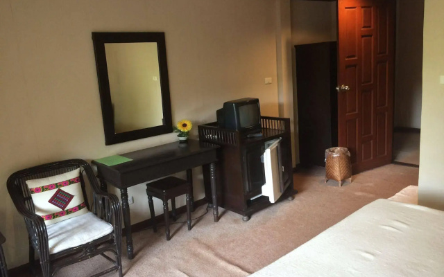 Mae Hong Son Mountain Inn Hotel & Resort