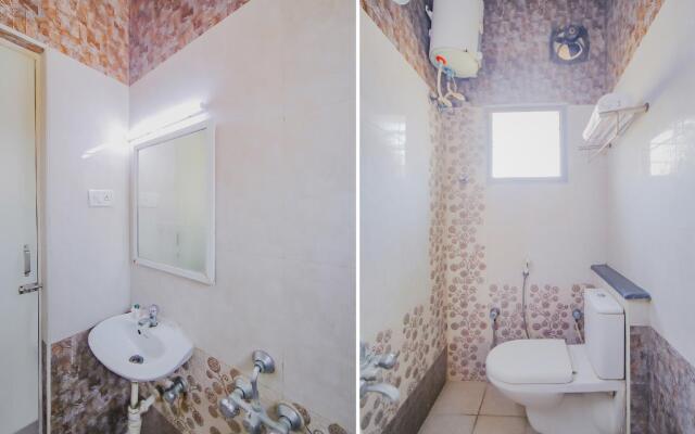 OYO Flagship 76696 Skyry Hotels
