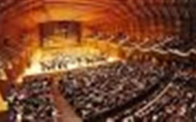 The Six Museums central Athens Stadium 4pers apart