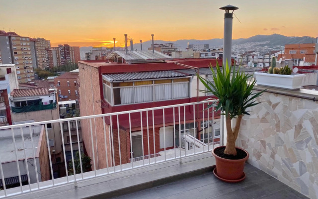 Amazing Badalona Apartment With Terrace