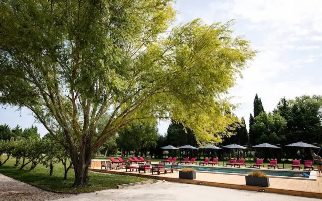 Proven ale House With Pool and spa