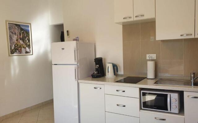 Apartments Ivano - 20 m from Sea