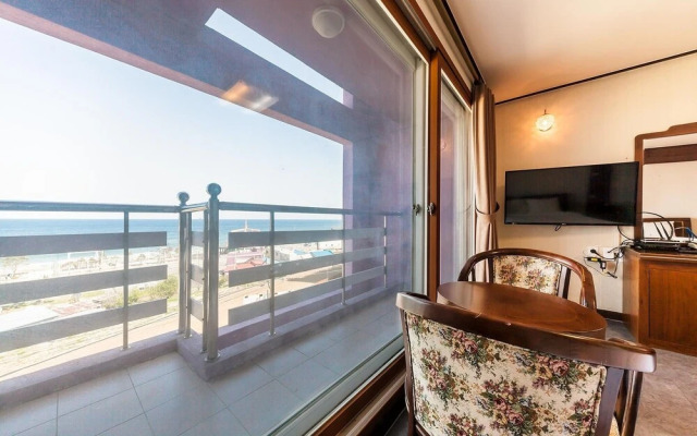 Yangyang Sunrise Hotel