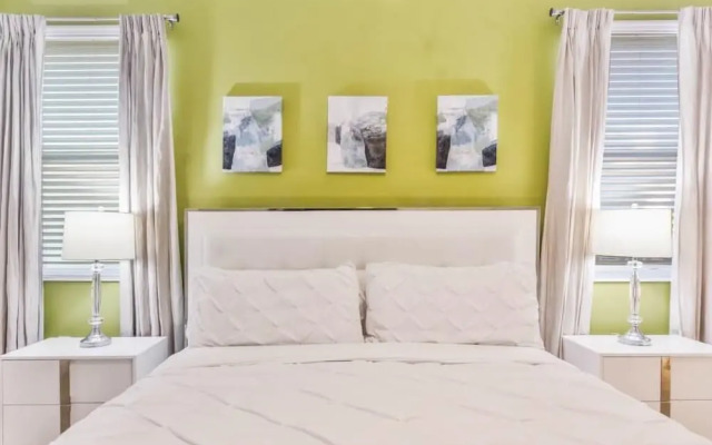 1562 OL - 8BR Tranquil Escape