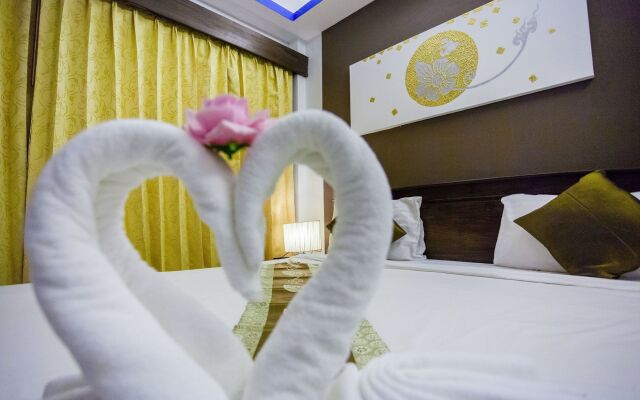 Luxur Boutique Hotel Patong