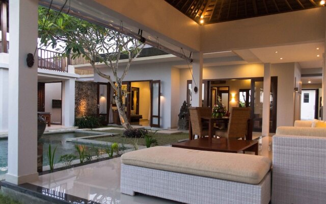 Villa Seratus