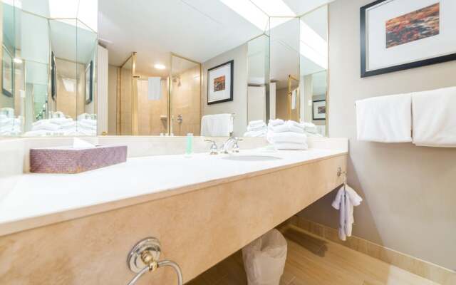 Horseshoe Valley Suites - The Azure