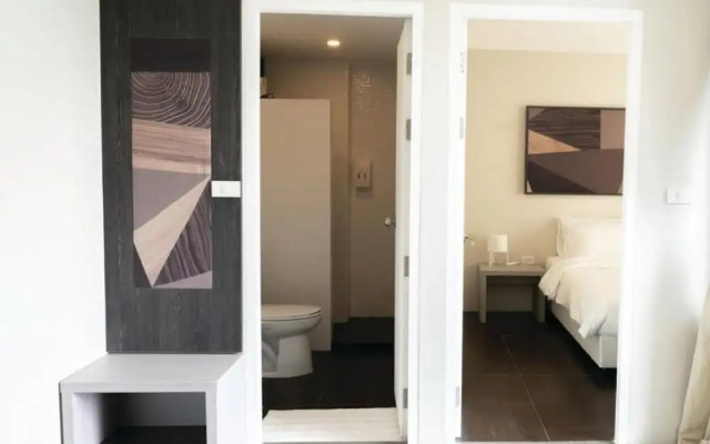 RoomQuest Sukhumvit 107
