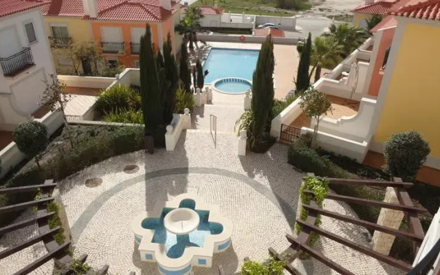 Luxury Apartment on Praia D'El Rey