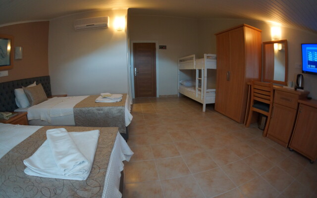 Tonoz Beach Hotel
