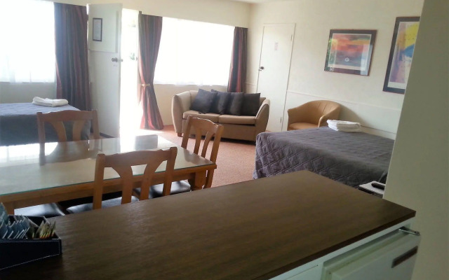 Midtown Motor Inn