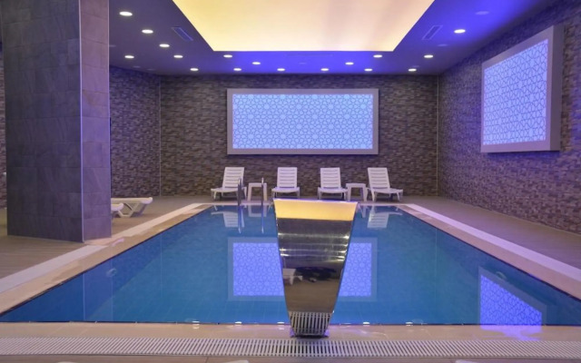 Winter City Hotel