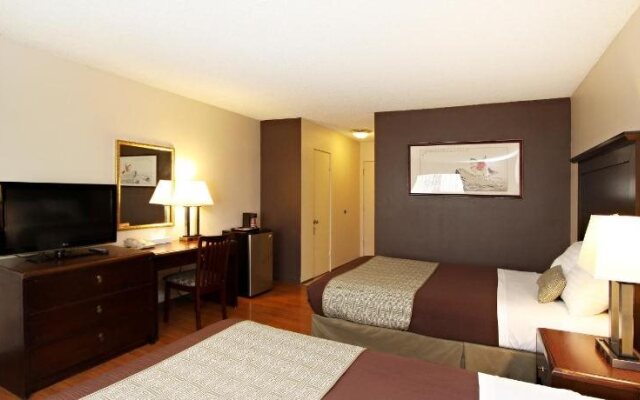 Royal Pagoda Motel