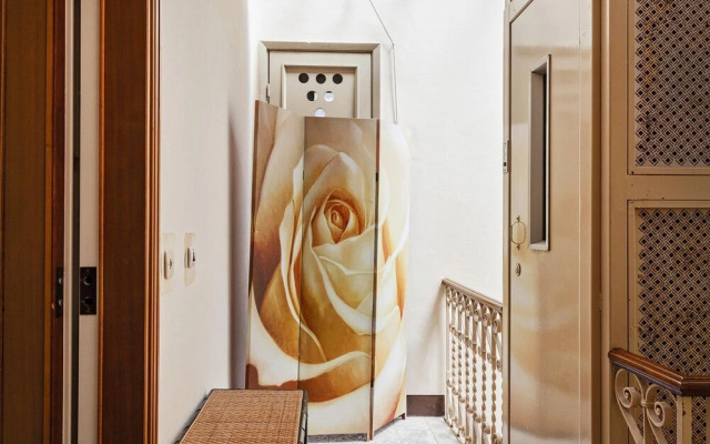 Luxury Central Design Apartment