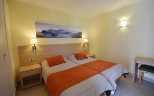 Apartamentos Ferrera Pins