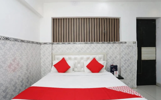 Tripathi Guest House by OYO Rooms