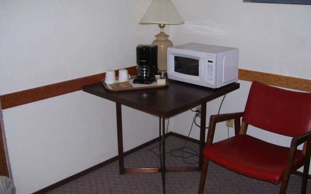 Northwood Plaza Hotel