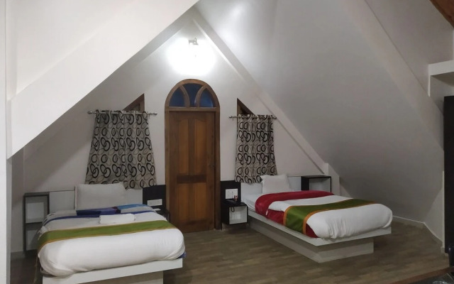 Ziro Palace Inn