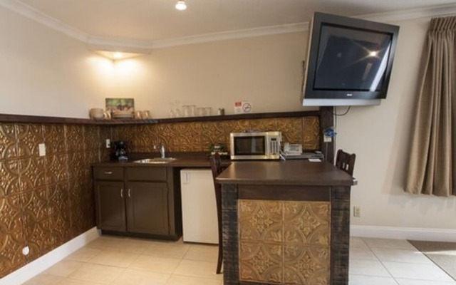 Nature's Inn Red Lake