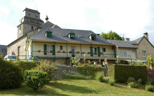 Auberge Le Cabaliros