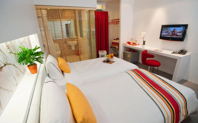 The Gallery Hotel