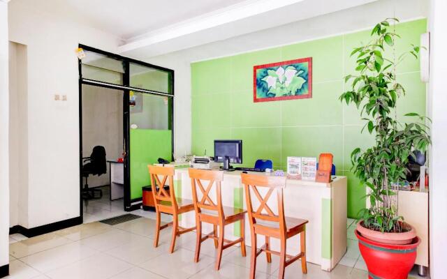 OYO 90114 New Cipayung Asri Hotel