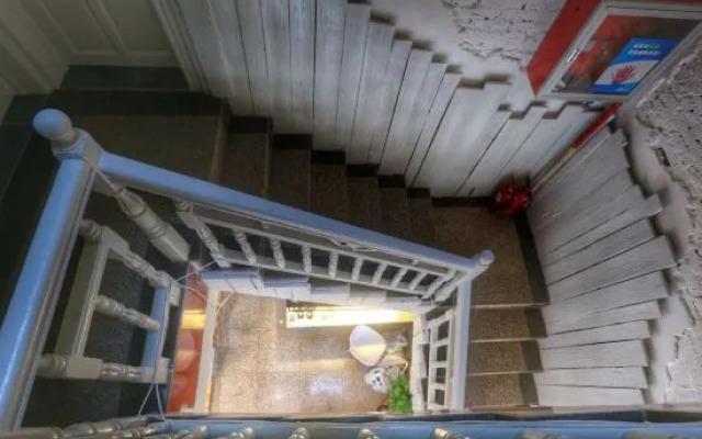 Xiyu Hostel · Cat Café