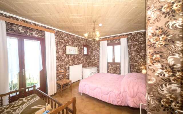 House With 3 Bedrooms in Girmont-val-d'ajol, With Wonderful Mountain V