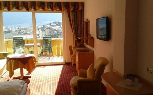 Hotel Pension Flora