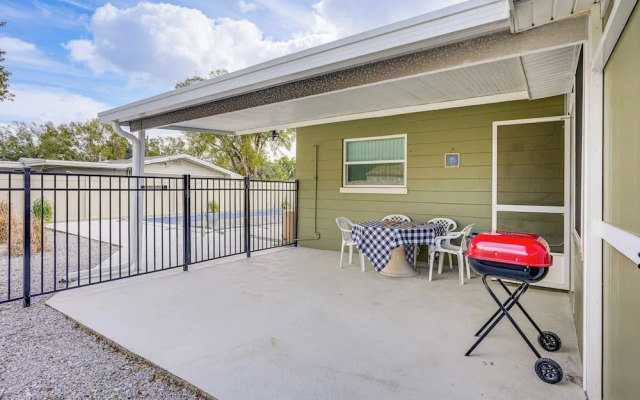 4 Mi to Legoland: Poolside Paradise!