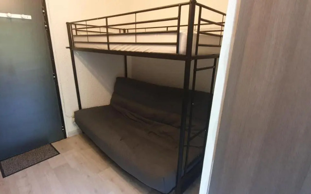 Studio 4 à 5 personnes Saint Jean Montclar