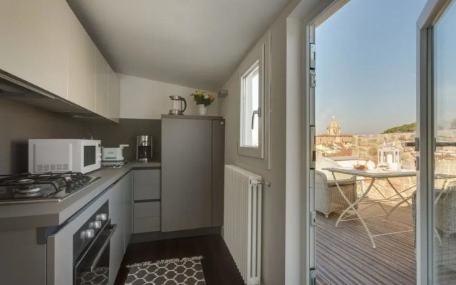 Beautiful Terrace Serragli