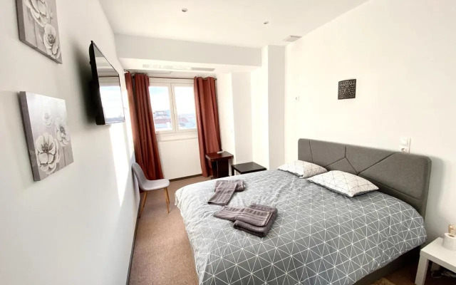 Classic 2 Bedroom Apartment Next To Metro - Marousi